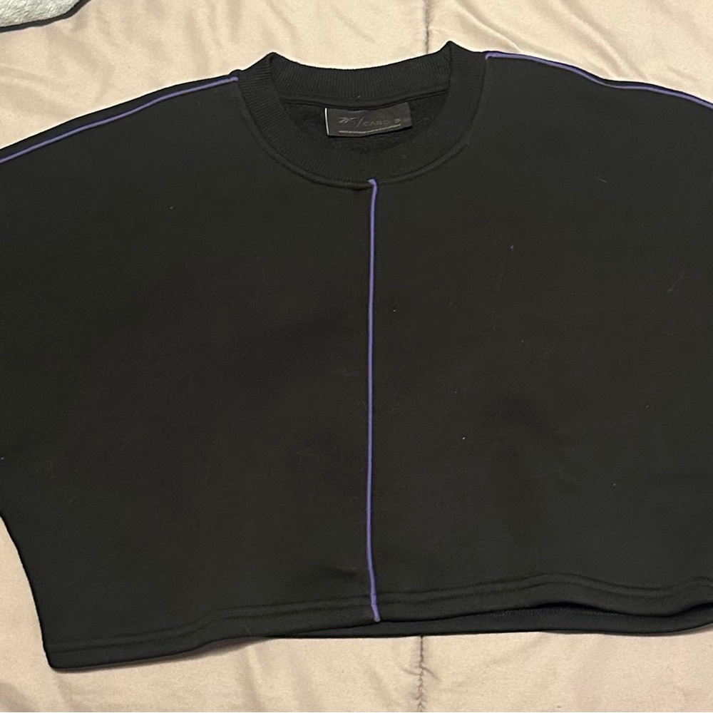 Black Cropped top, Purple lining